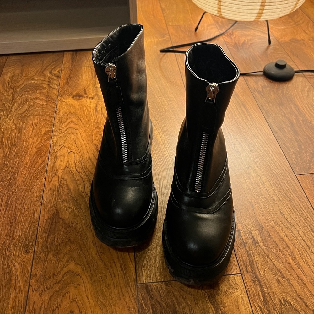 Aquatalia Black Leather Platform Boots